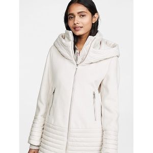 Soia & Kyo coat w/attached hood and thumb holes.